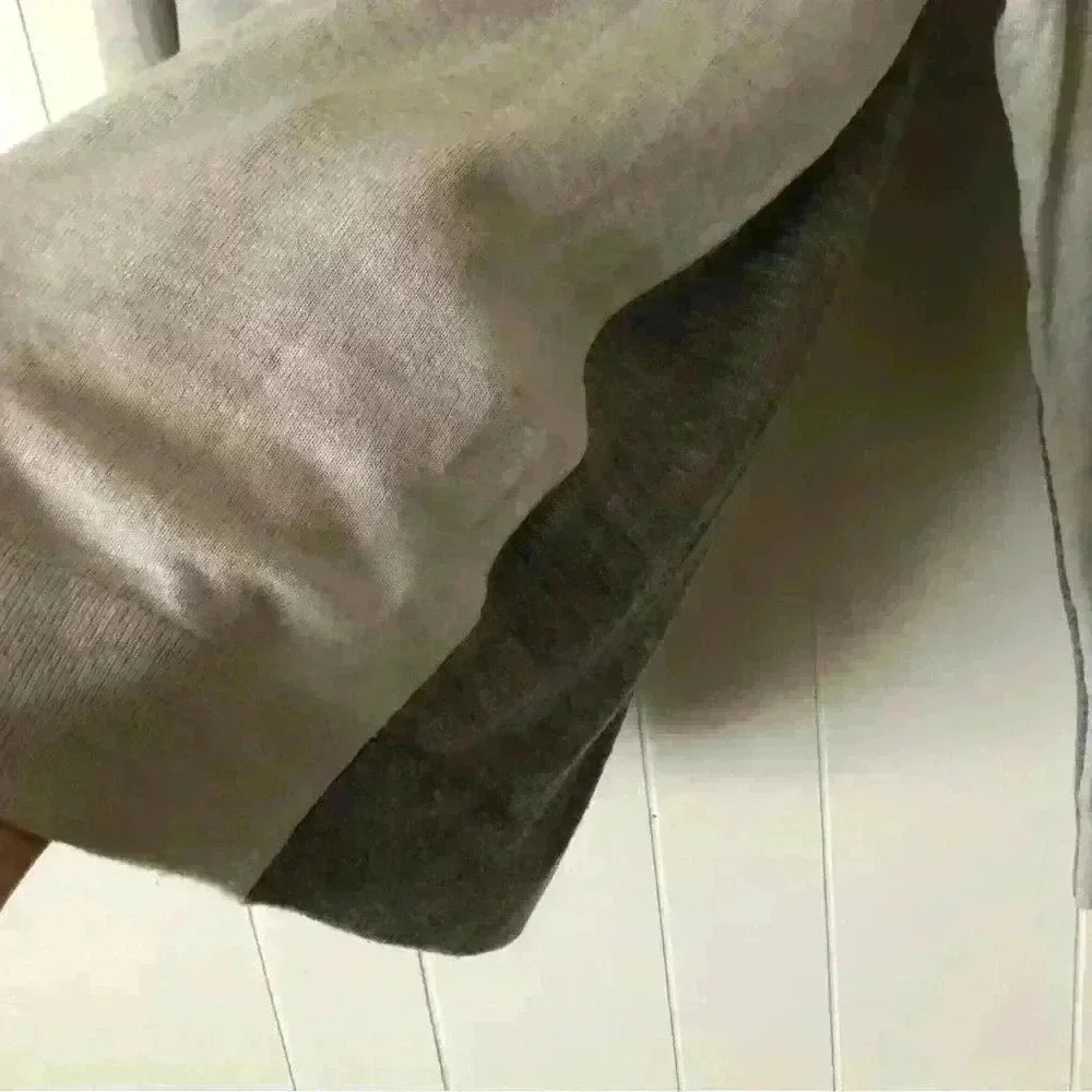Club Monaco Two Tone Lightweight Extrafine Merino Wool Top Sweater Size L/G - Picture 5 of 6